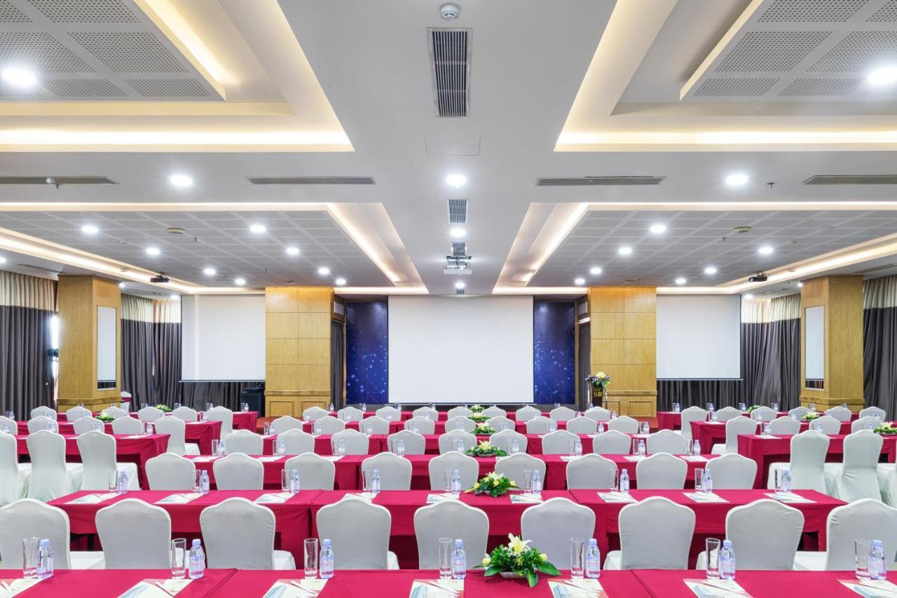 เซอรีน บีช โฮเต็ล Hotel ดานัง ภายนอก รูปภาพ