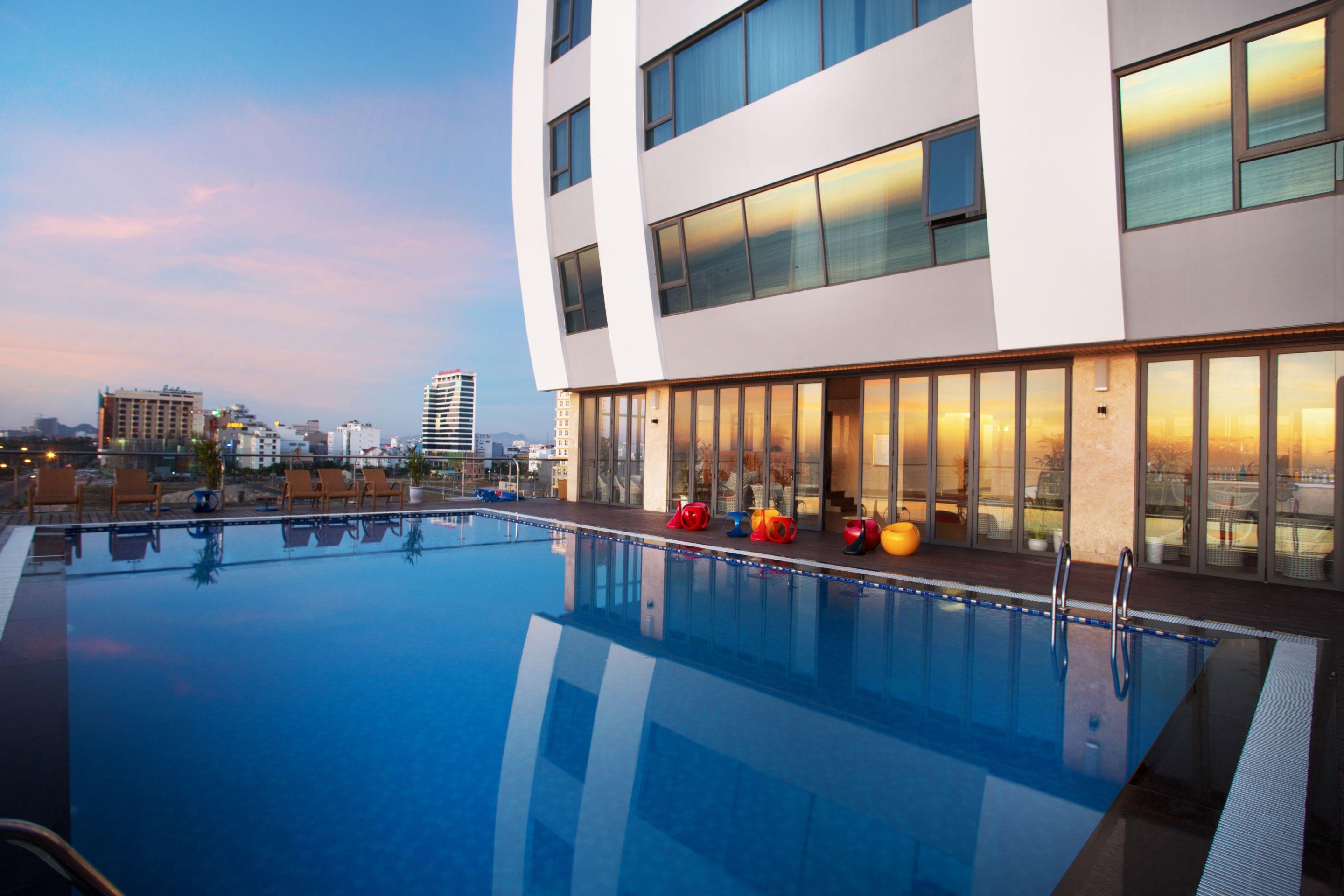 เซอรีน บีช โฮเต็ล Hotel ดานัง ภายนอก รูปภาพ